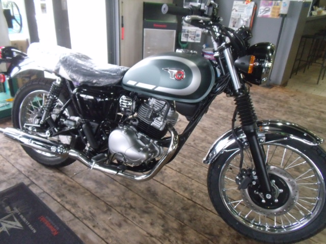 2026 W230