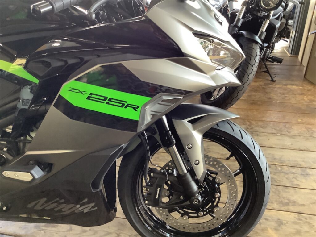 Ninja ZX-25R SE