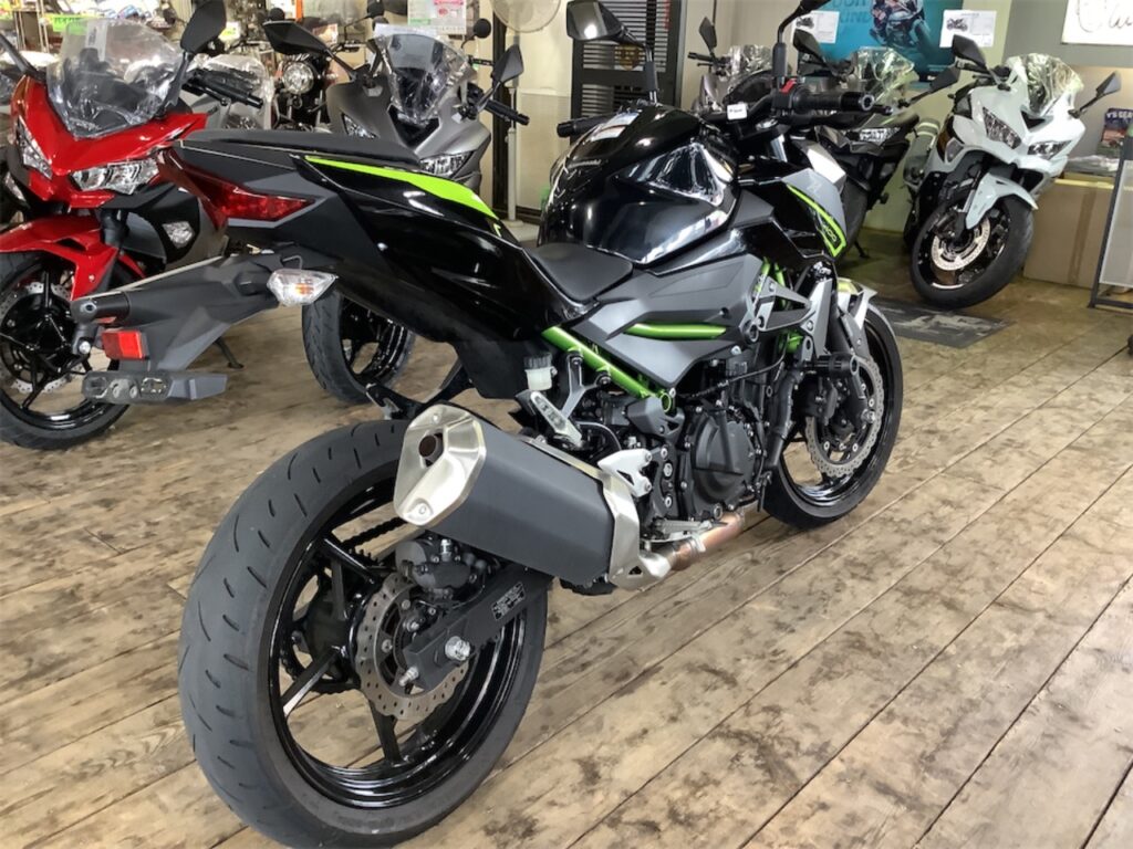Ｚ４００