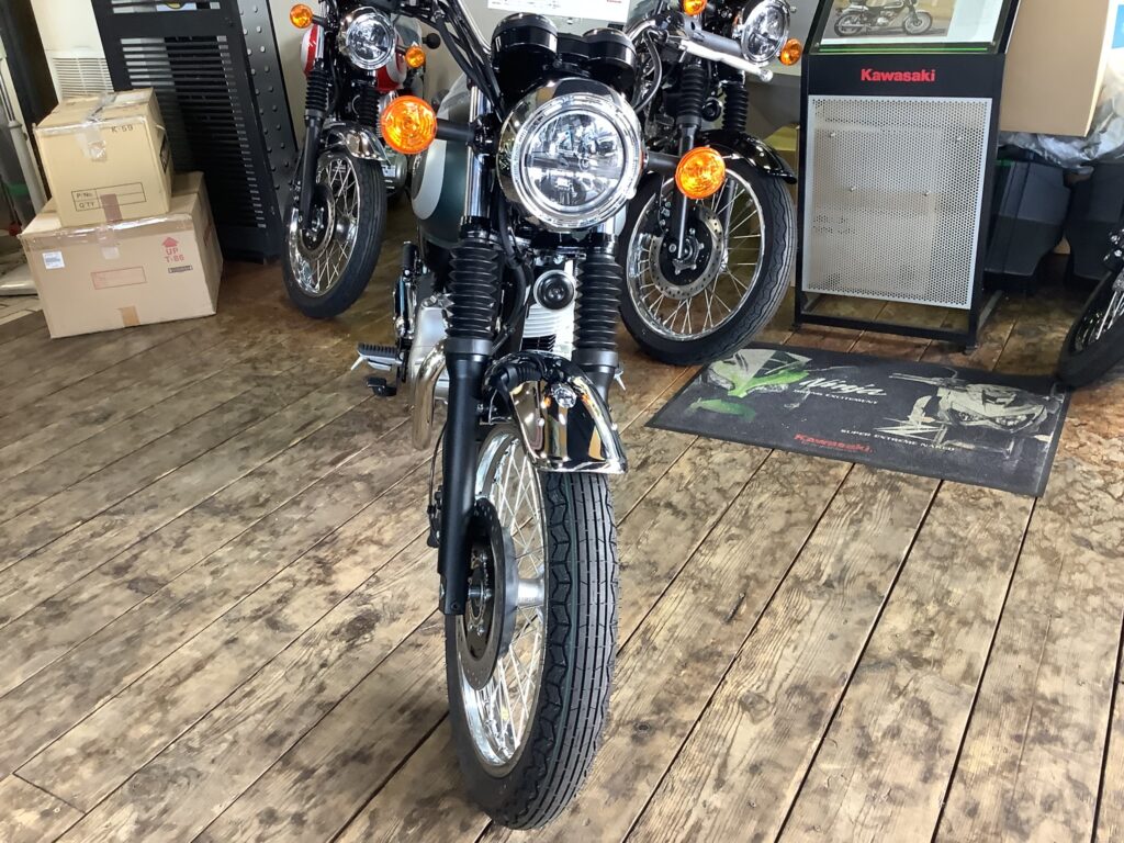 2026 W230