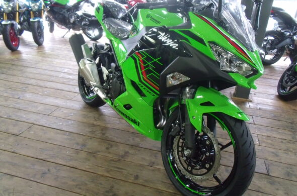 ☆2023年　Ninja400　Ninja250　セール中！☆