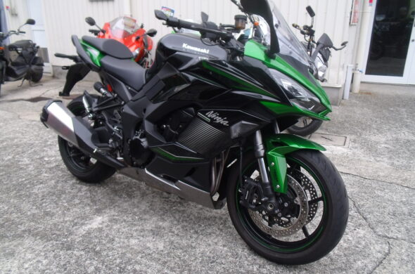 ☆Ninja1000 SX入荷致しました☆