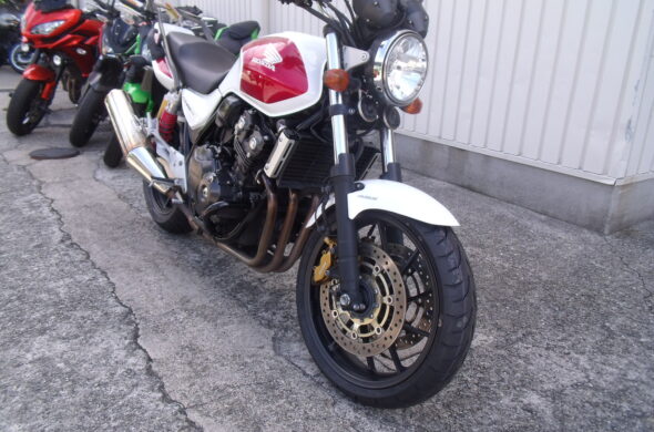 ☆ＣＢ４００SuperFour入荷致しました☆