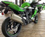 ☆Ｎｉｎｊａ　ＺＸ4Ｒ RR １台入荷予定あります☆